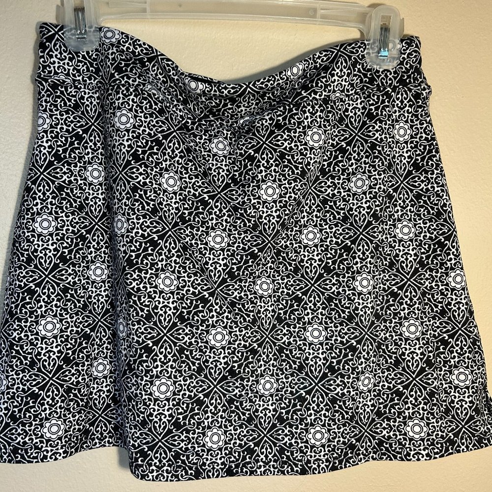 Semi-formal sporty skort